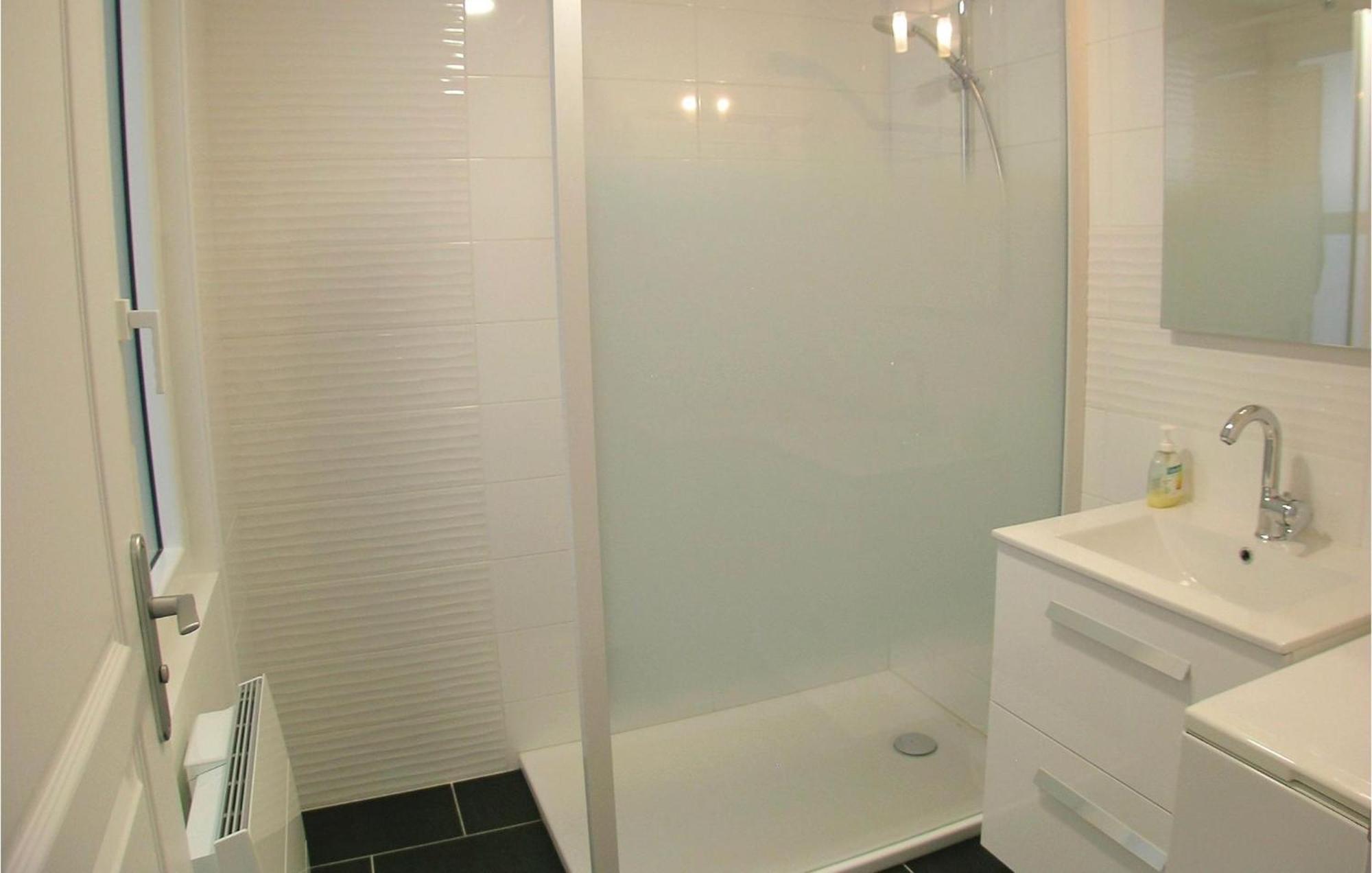 2 Bedroom Awesome Apartment In Mers-Les-Bains Εξωτερικό φωτογραφία