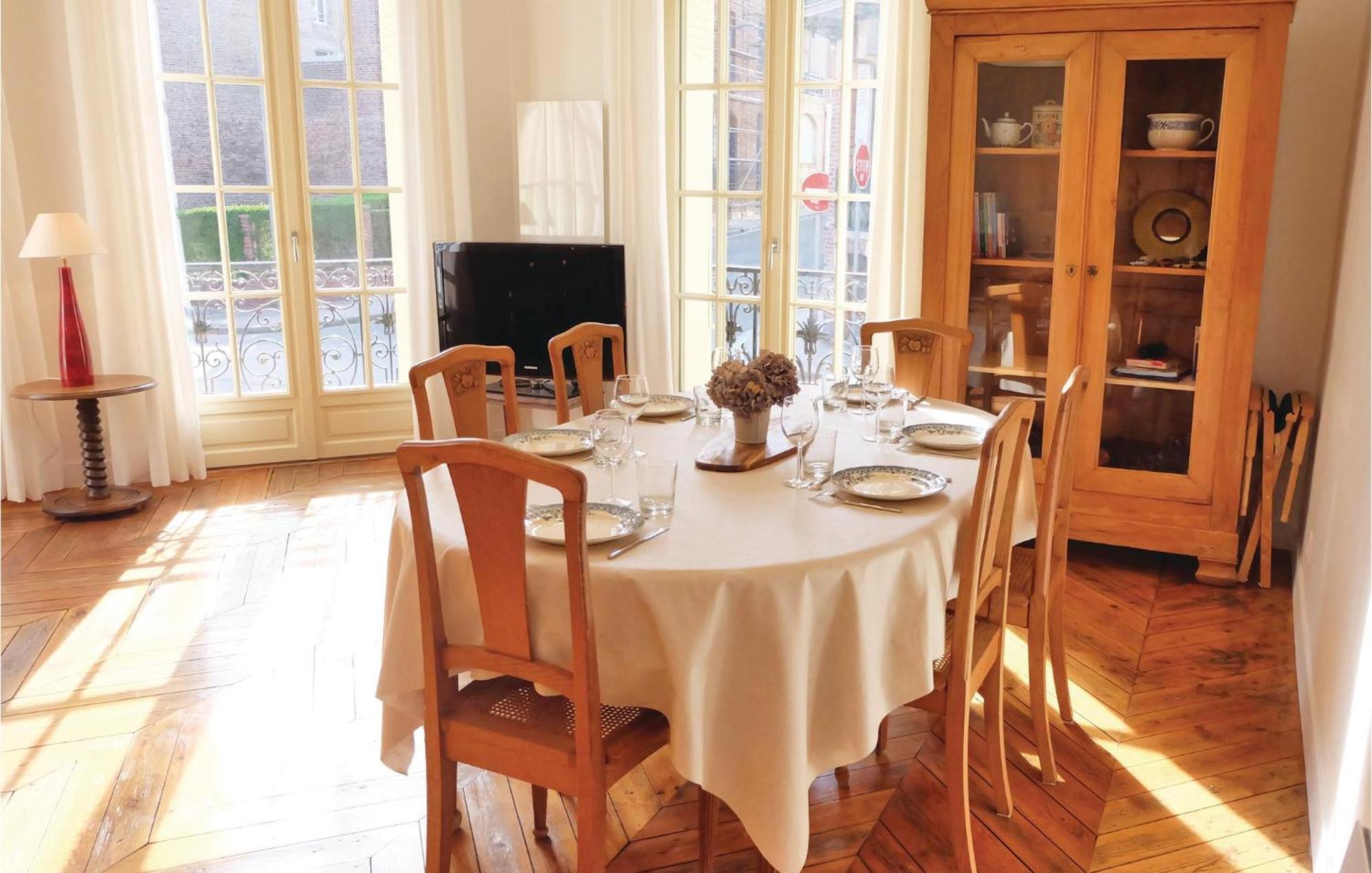 2 Bedroom Awesome Apartment In Mers-Les-Bains Εξωτερικό φωτογραφία