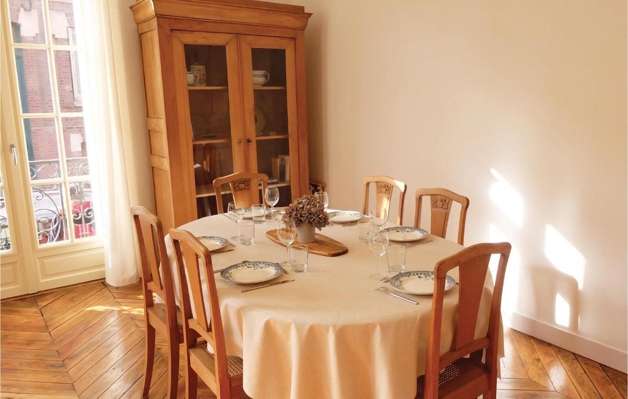 2 Bedroom Awesome Apartment In Mers-Les-Bains Εξωτερικό φωτογραφία